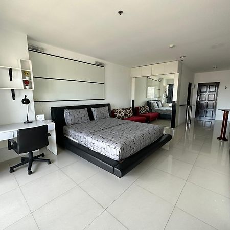 Condo Express View Talay 6 Pattaya Eksteriør bilde