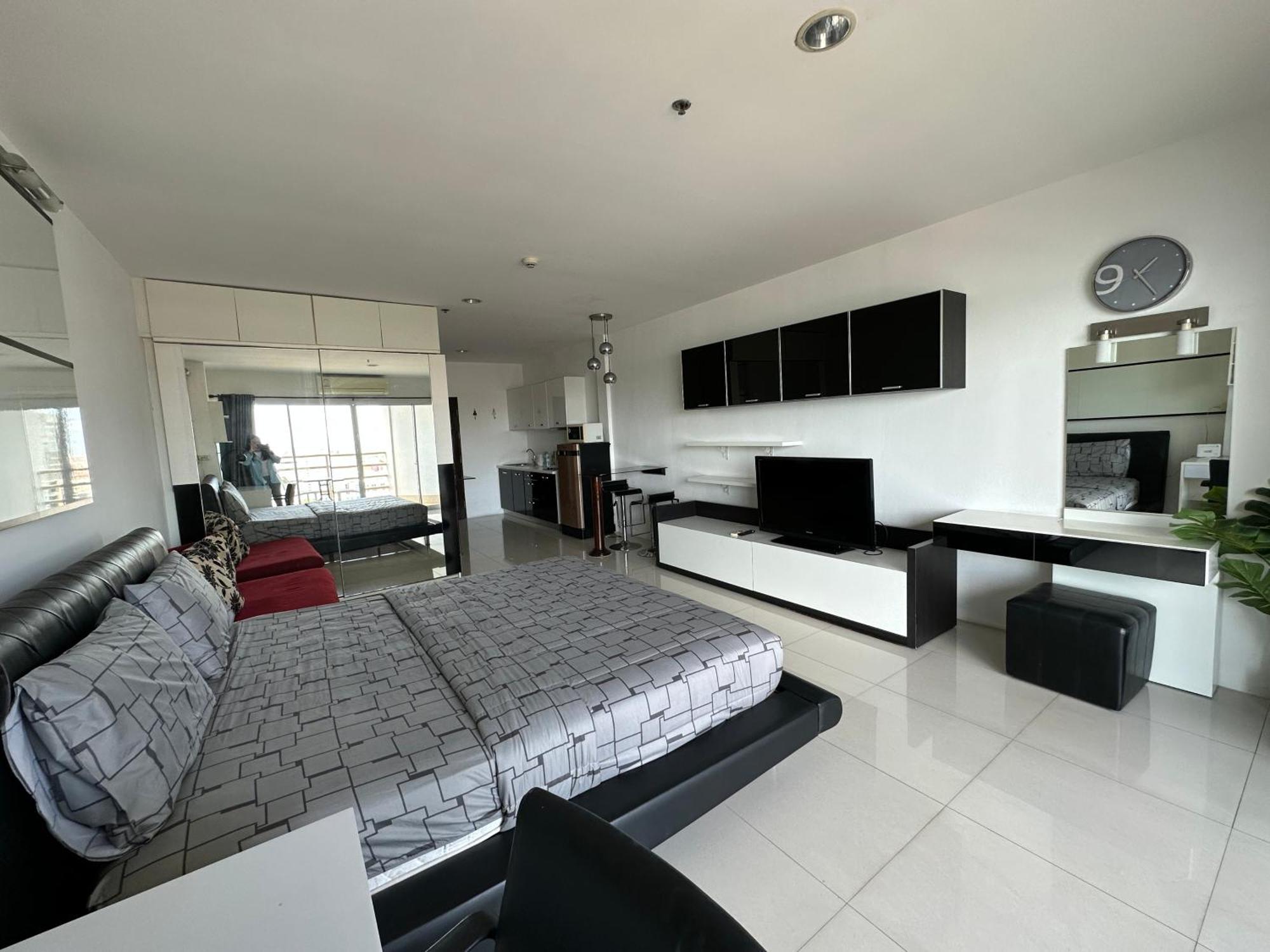 Condo Express View Talay 6 Pattaya Eksteriør bilde