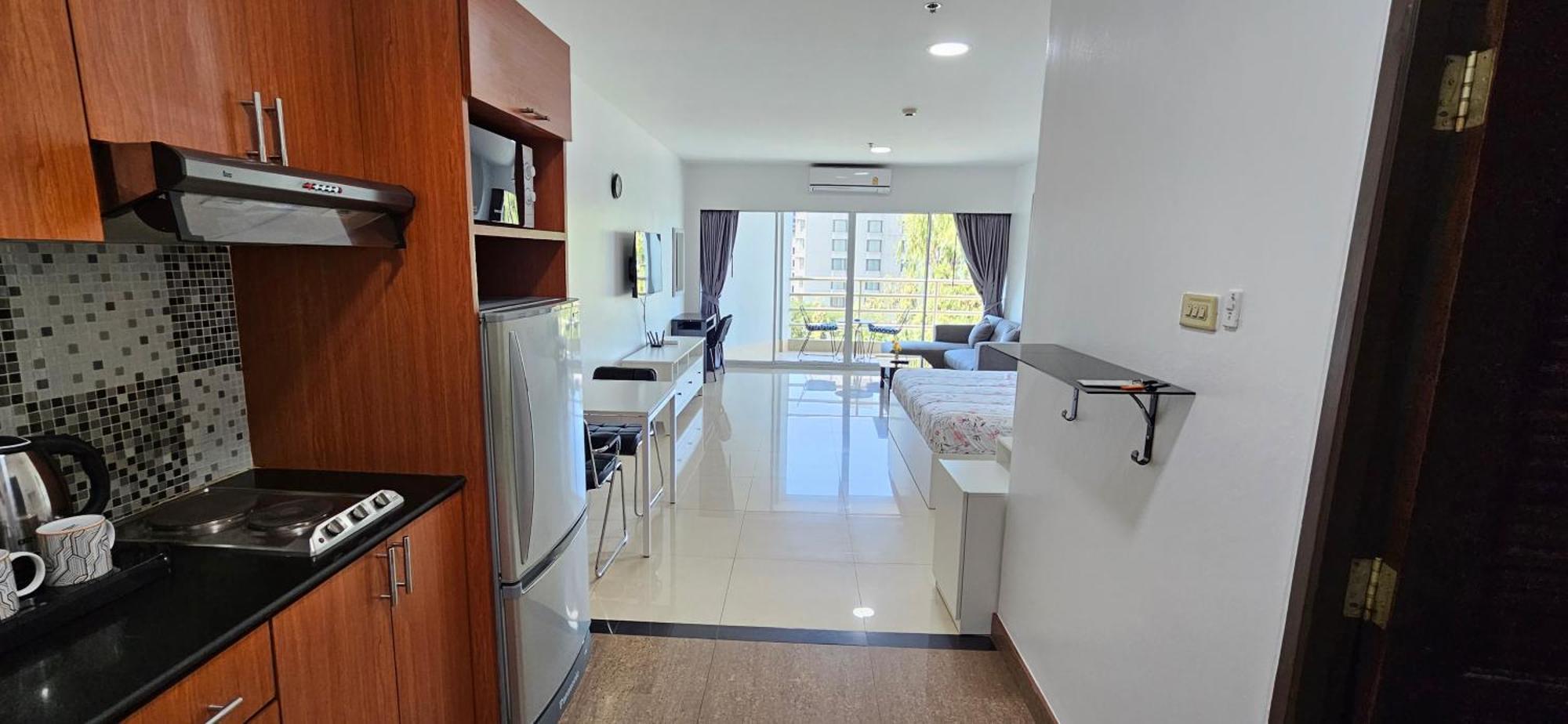 Condo Express View Talay 6 Pattaya Eksteriør bilde