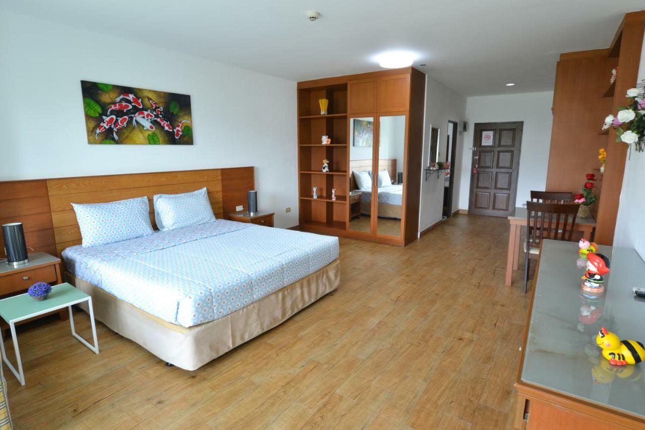 Condo Express View Talay 6 Pattaya Eksteriør bilde